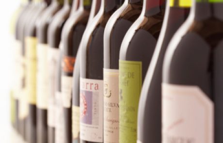 יין אדום ולבן משפרים סמני סיכון למחלות לב בחולי סוכרת (Ann Internal Med)